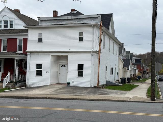 815 N 2Nd Street