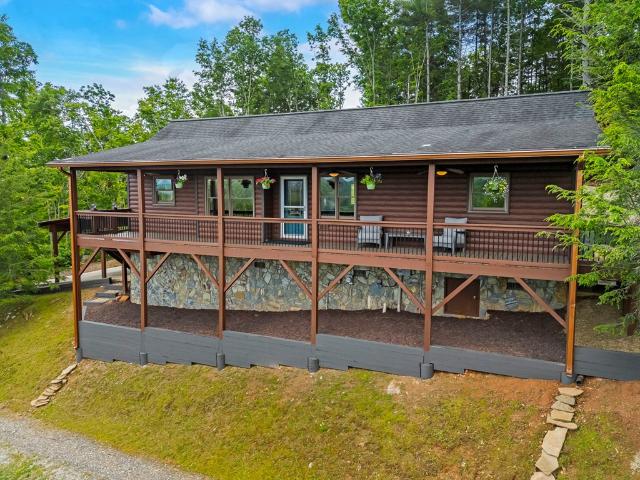 815 Smokey Hollow Drive