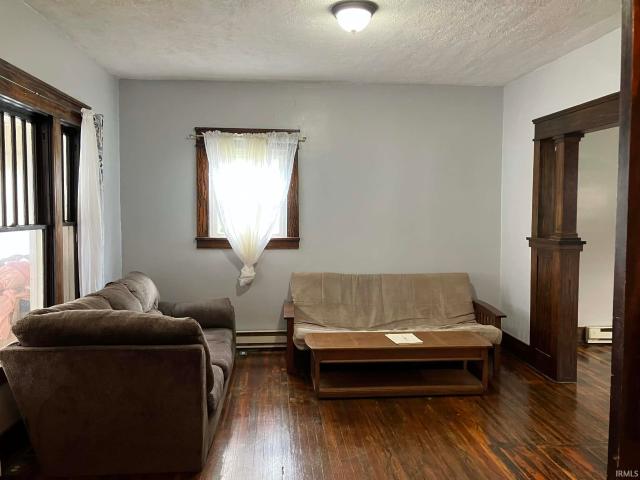 815 W Elm Street