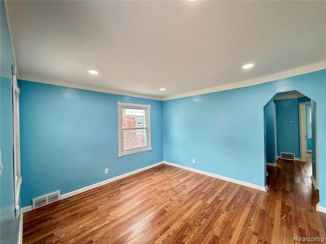 8167 House Street