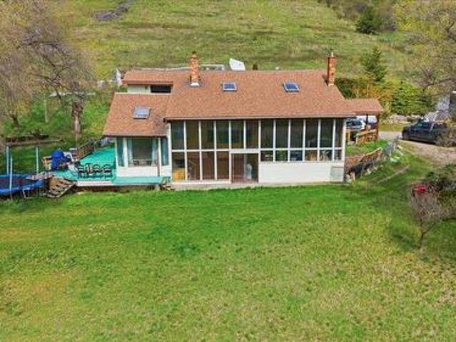 8163 Buchanan Road, Coldstream, BC, V1B 3B8 house for sale | Listing ID 10384 | Royal LePage