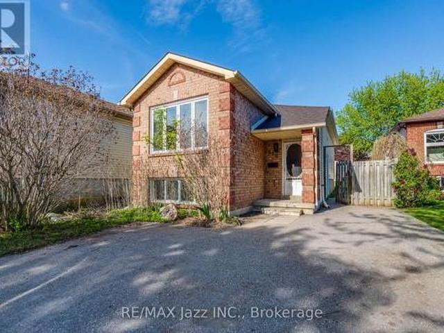 816 Battell Court, Cobourg, ON, K9A 5R7 house for sale | Listing ID X13533 | Royal LePage