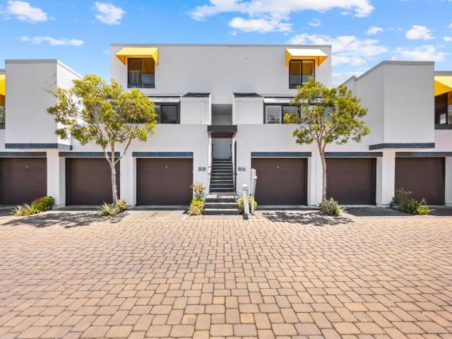 816 Balboa Lane