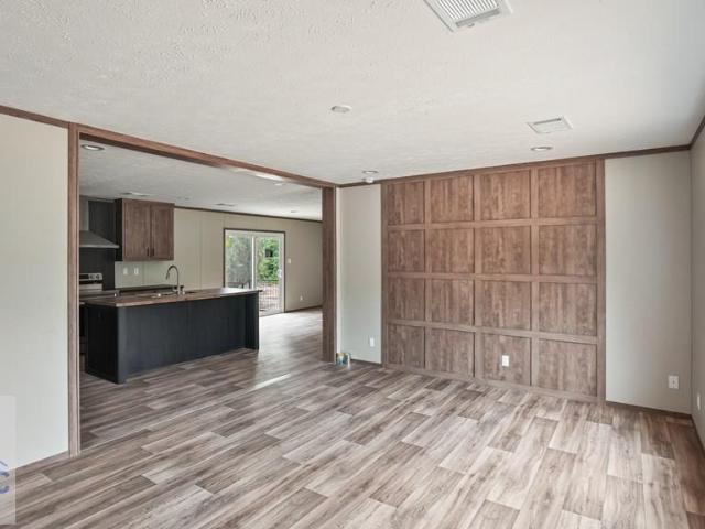 816 Hires Road
