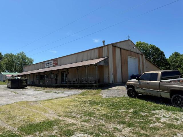 8175 Highway 355