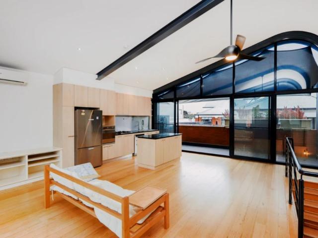 8/176 Noone Street, Clifton Hill, Melbourne