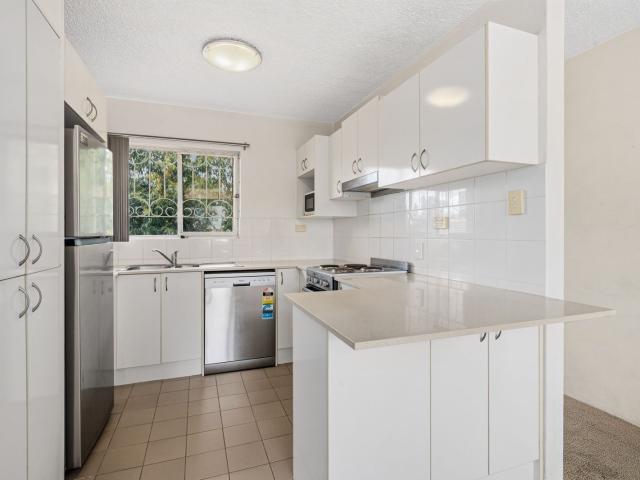 8/179 Kennigo Street Spring Hill, QLD 4000