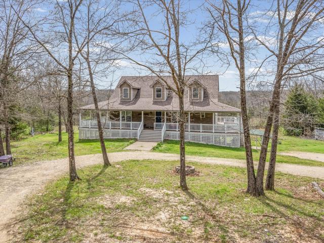 8170 w carr ln