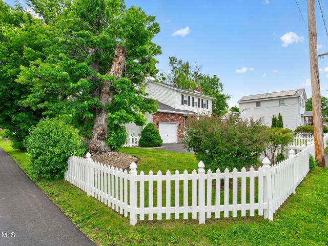817 14th Street