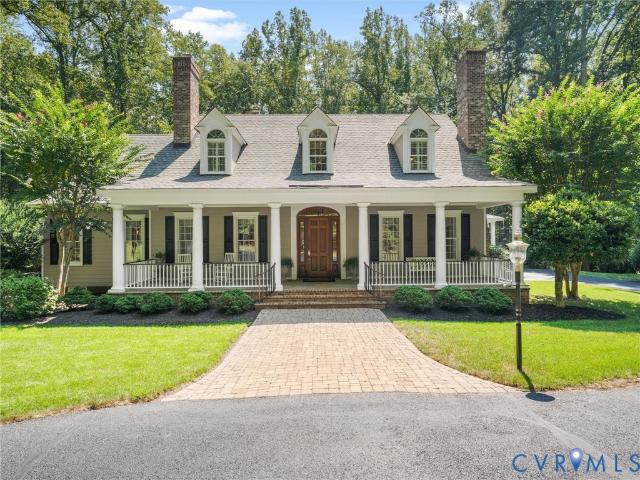 817 Dover Bluff Place