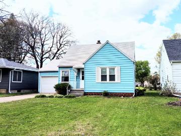 817 E 4th Street