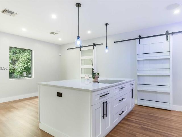 817 NW 17th St, Fort Lauderdale, FL 33311 | MLS #A11930