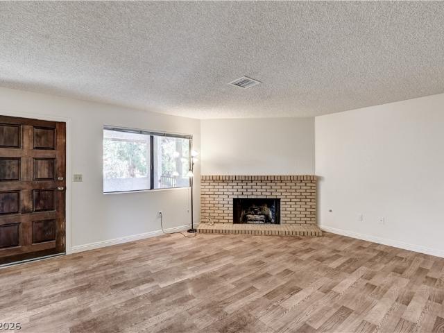817 Rock Springs Dr, Unit 202, Las Vegas, NV 89128 | MLS #2777