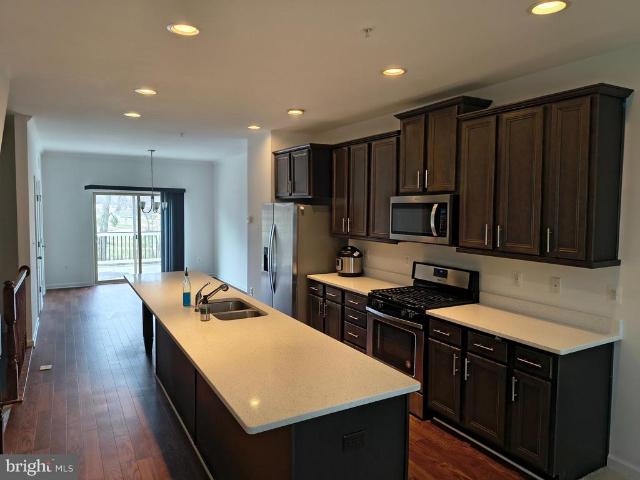 8183 Hollow Court
