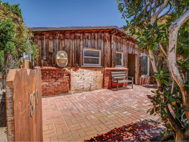 818 820 San Luis Rey Place