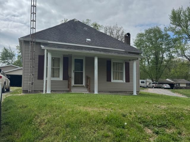 818 E Belleville Avenue