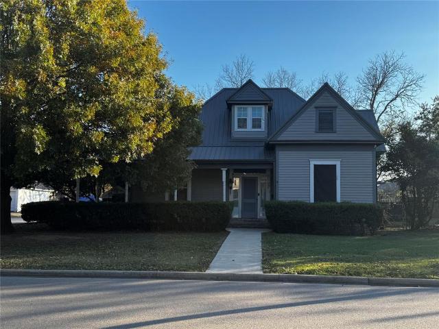 818 E Elm Street