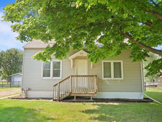 818 E Minnesota Street