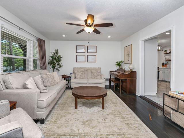 818 Kingsbridge Road