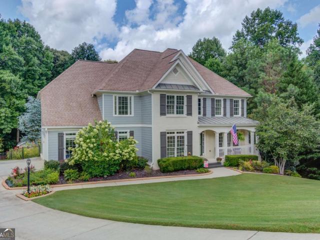 818 Oakridge Terrace