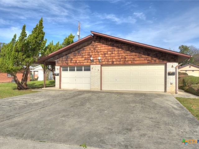 818 Lois Street A, Kerrville, US, TX