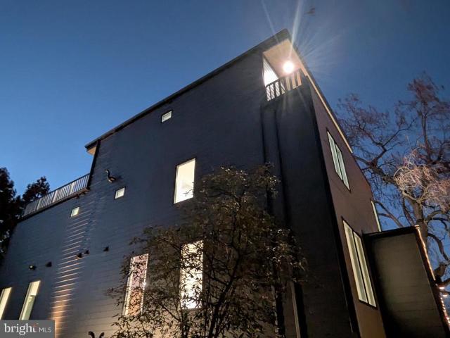 818 N Edgewood Street