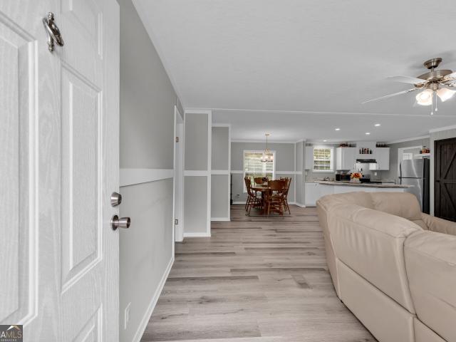 818 N Holcomb Drive