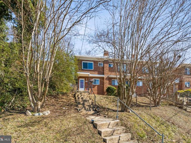 818 Neptune Ave, Oxon Hill, MD 20745 | MLS #MDPG2193