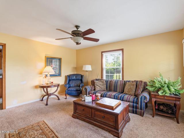 818 Van Warren Road