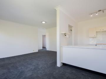 Adamstown, Kooragang, Port Stephens - Balcony