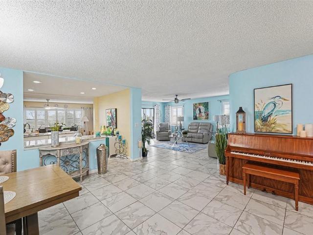 8198 Terrace Garden Dr N, Unit 411, St. Petersburg, FL 33709 | MLS #TB8469