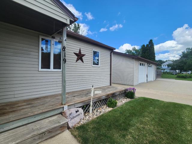 819 2nd Street SW