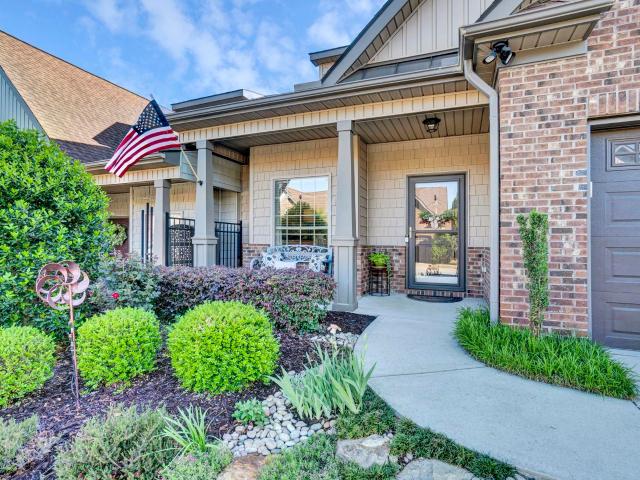 819 Asheton Commons Lane