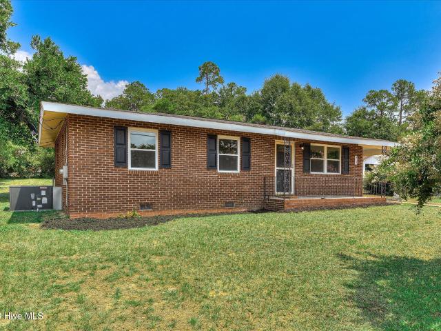 819 Hillside Drive