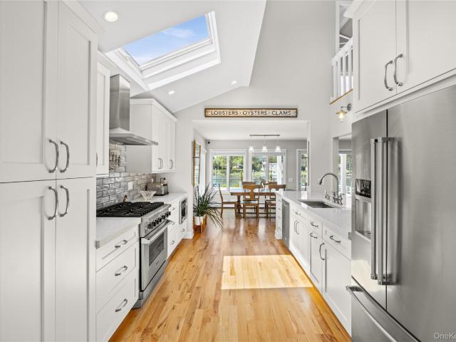 81 Beach Rd, Aquebogue, NY 11901 | MLS #1003