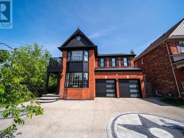 81 Bulmer Crescent, Newmarket, ON, L3X 3K1 house for sale | Listing ID N13774 | Royal LePage