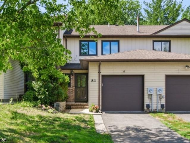 81 Canterberry Cir