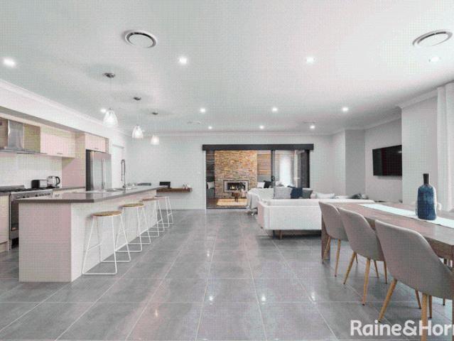 81 Carroll Avenue, Mollymook Beach