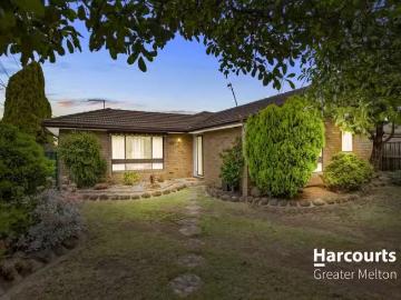 81 Centenary Avenue, MELTON, VIC 3337 House for Rent