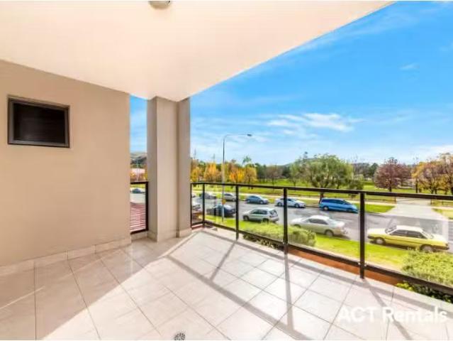 8/1 Drew Street, Greenway Apartment for rent Listed by Nicole.