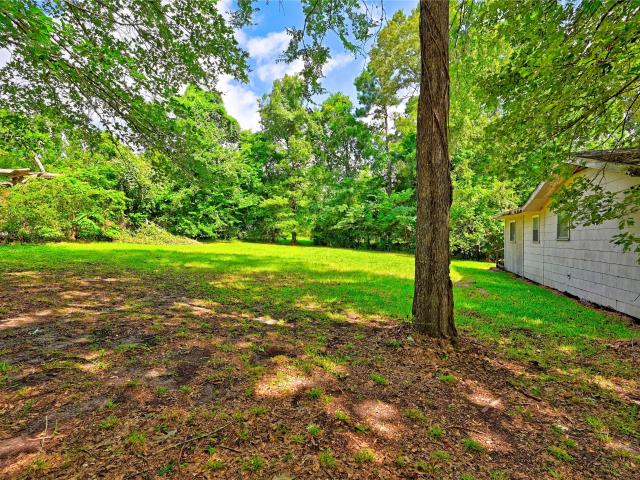 81 E Bishop Road