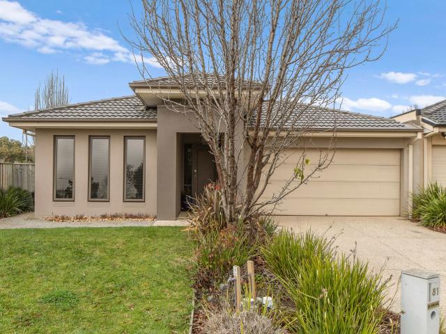 81 Greenside Circuit, Sandhurst, VIC 3977
