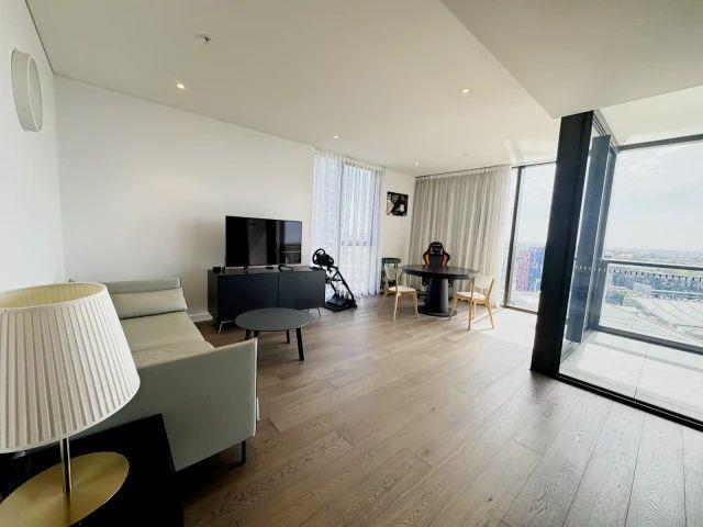 81 Harbour st, Sydney