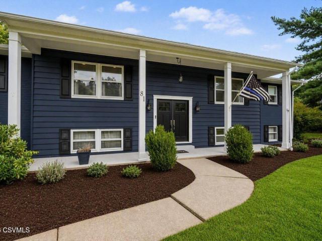 81 hawthorne drive
