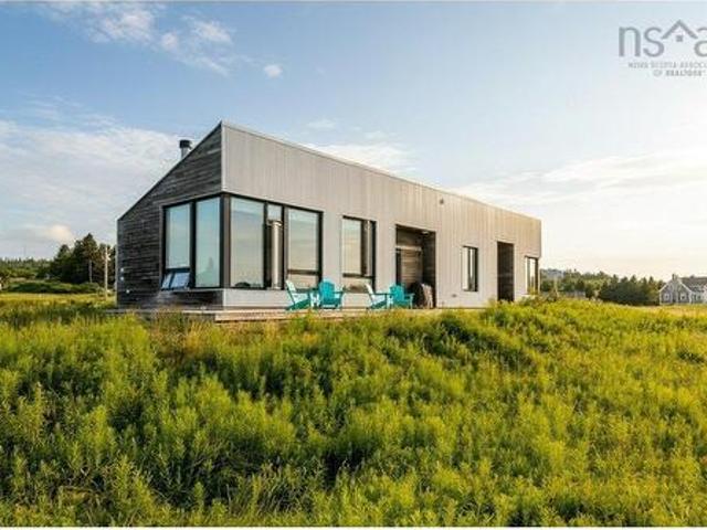 81 Hirtle Beach Road, Kingsburg, NS, B0J 2X0 house for sale | Listing ID 202619 | Royal LePage