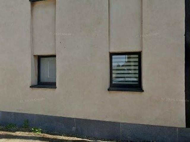 81 m2 apartment for rent in Pont à Celles