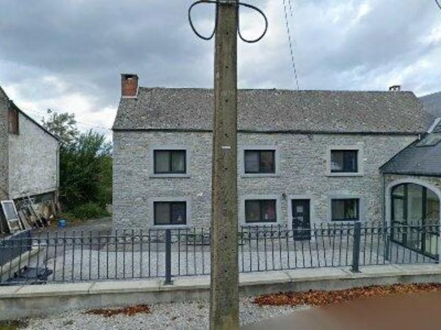 81 m2 apartment for rent in Yvoir