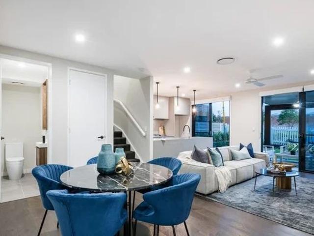 81 Major Dr, Brisbane