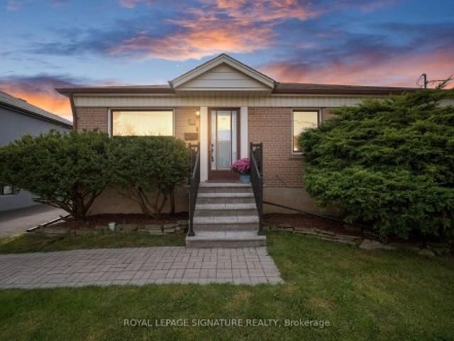 81 Nash Drive, Toronto, ON, M3M 2L6 house for sale | Listing ID W14027 | Royal LePage