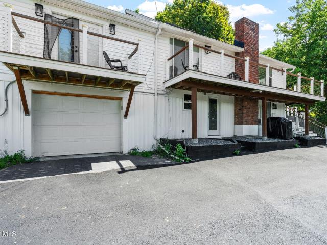81 Rodgers Lane